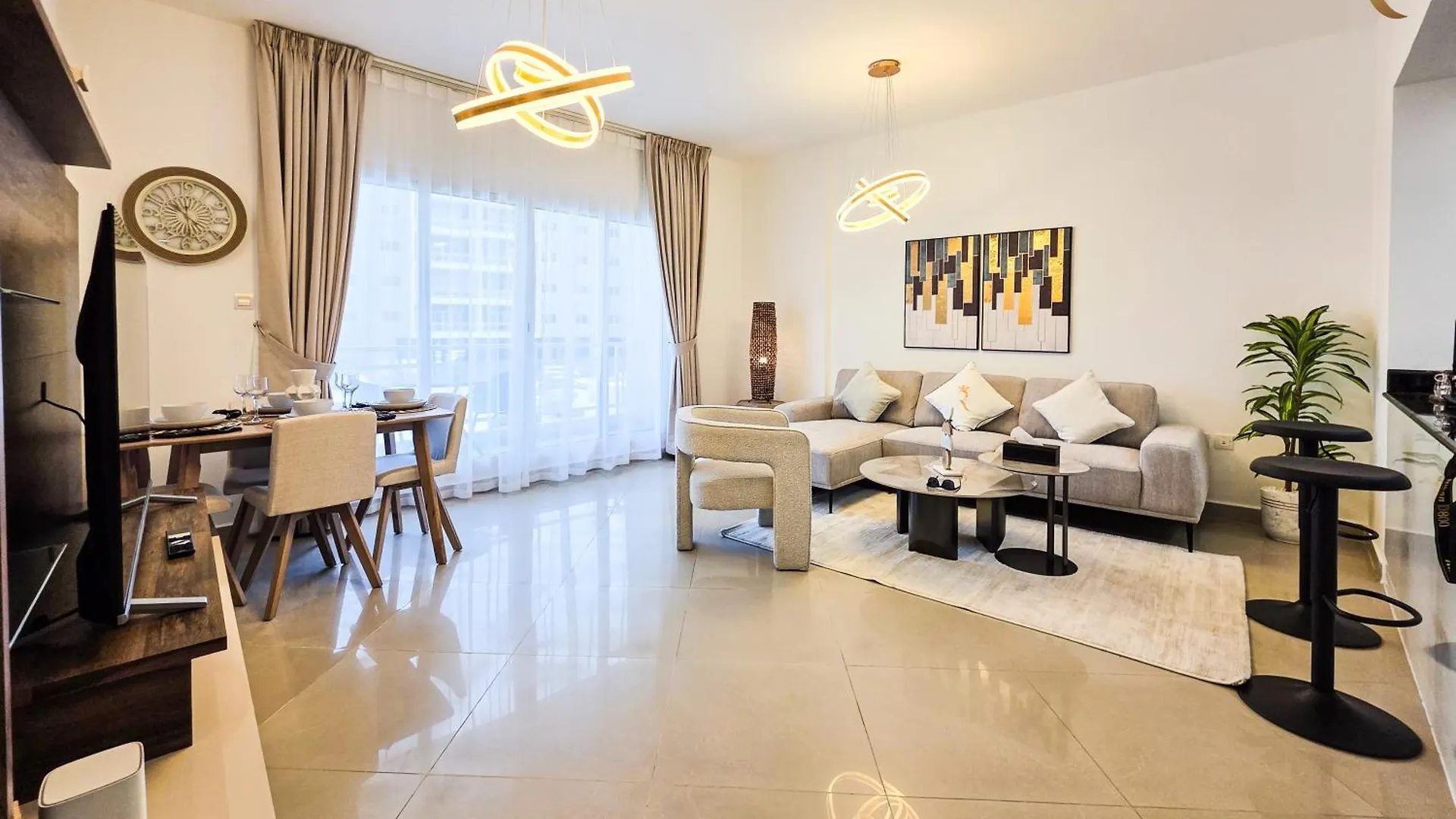 Divine 1Br Escape Pool Gym Parking Al Reef Διαμέρισμα Αμπού Ντάμπι